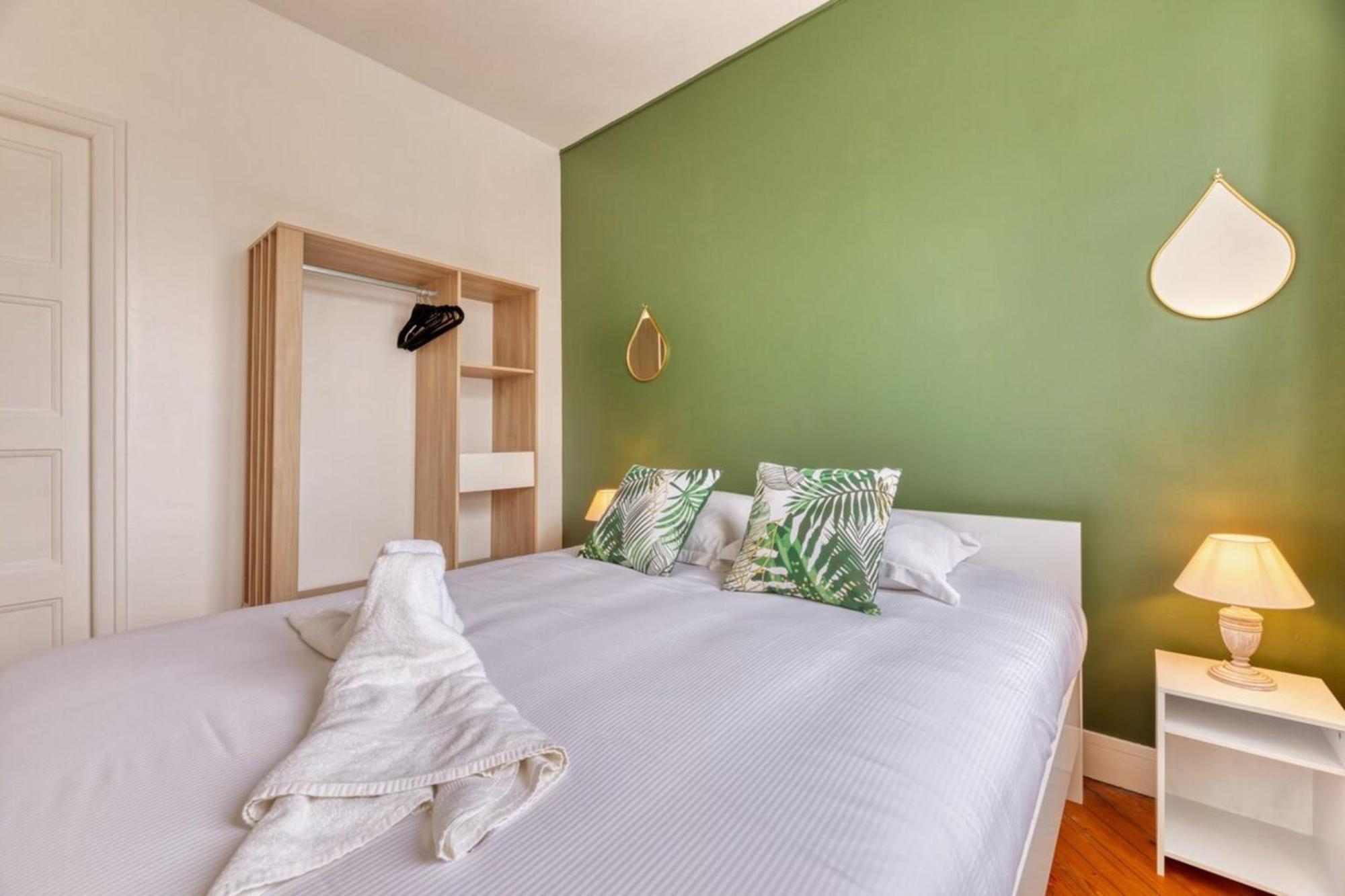 Saint Maur F2 Beau Entier Rouen