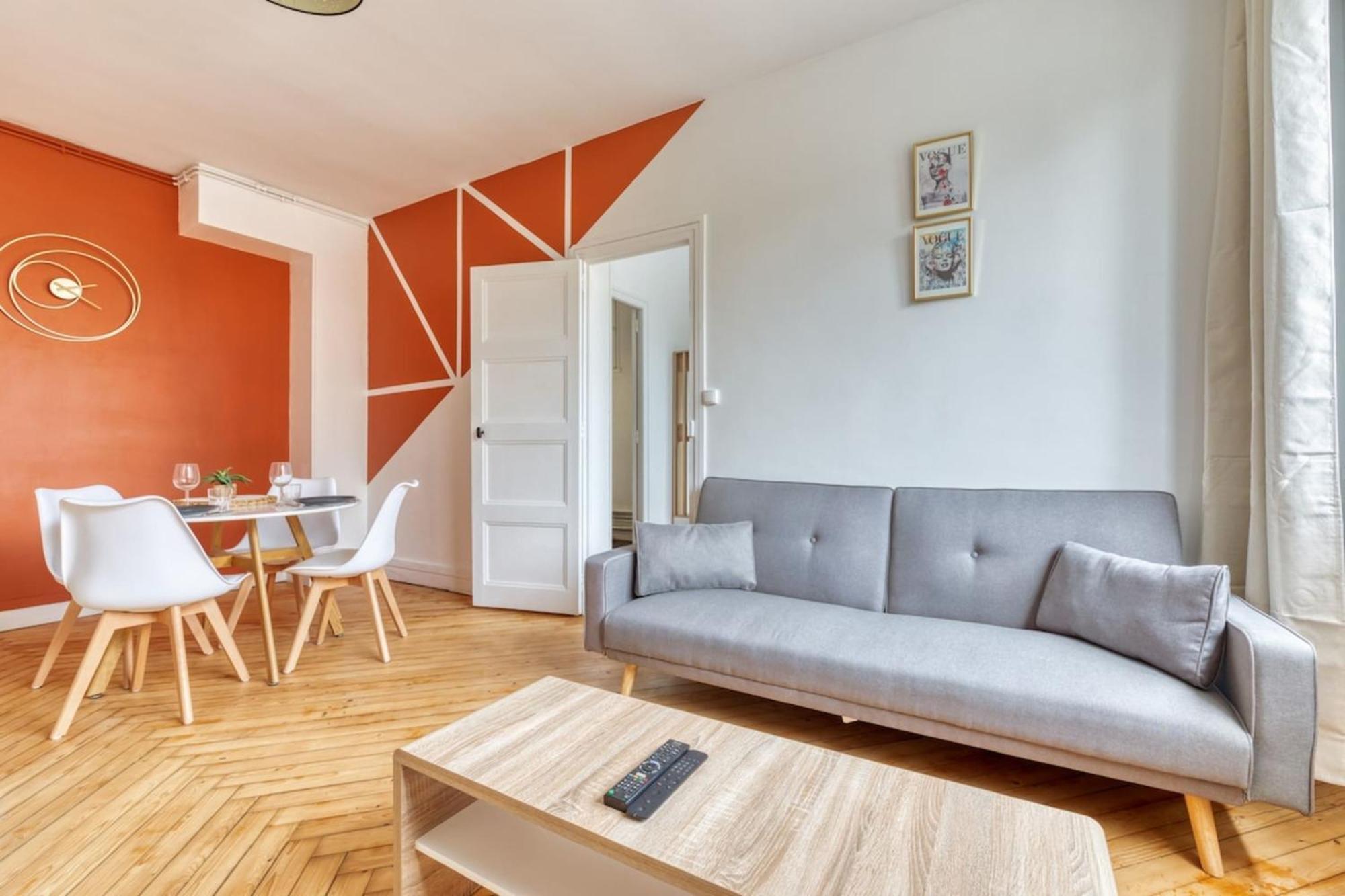 Saint Maur F2 Beau Entier Apartment *